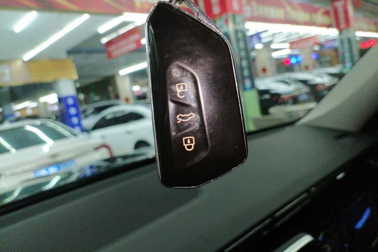 Used Volkswagen Teramont 2021 530 V6 All-Wheel Drive Prestige Flagship Edition
