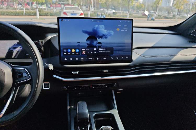 Used Geely Auto Haoyue L 2024 2.0T DCT Flagship Version
