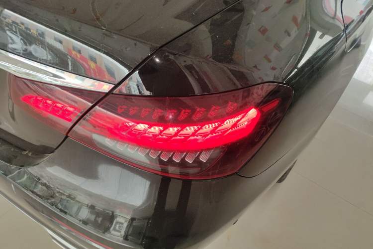 Used Mercedes-Benz E-Class 2023 Updated E 300 L Fashion Edition