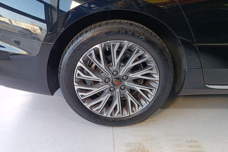 Used Hongqi H5 2023 2.0T Automatic Smart Connect Flagship Edition
