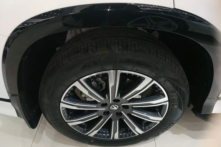 Used Changan CS75 PLUS 2025 Model, 3rd Generation Champion Edition 1.5T Jinghang Version