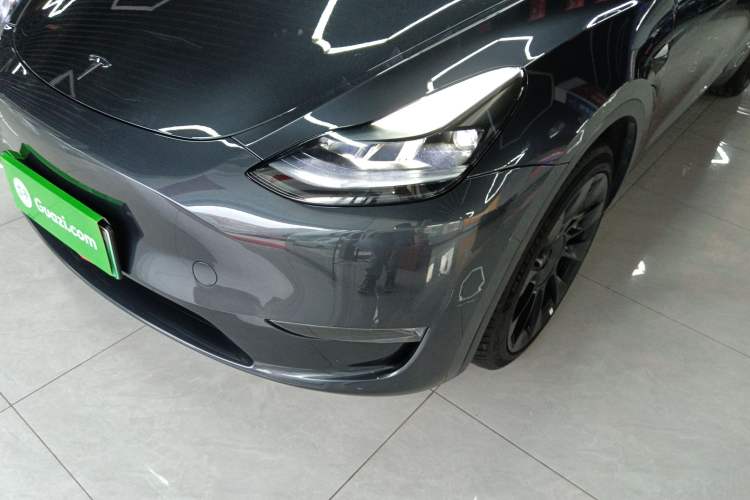 Used Tesla Model Y 2024 Long-Range All-Wheel-Drive Version
