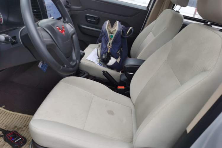 Used Wuling Hongguang V 2022 1.5L Enjoy Edition Electric-Powered LAR