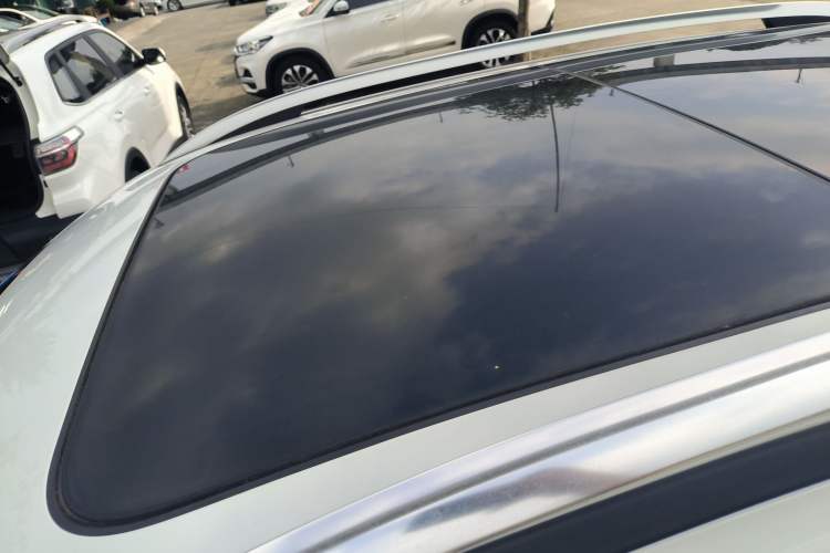 Used MG ZS 2018 1.5L Automatic Luxury Edition China V Standard
