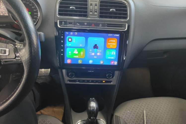 Used Volkswagen Polo 2018 1.5L Cross Polo Automatic