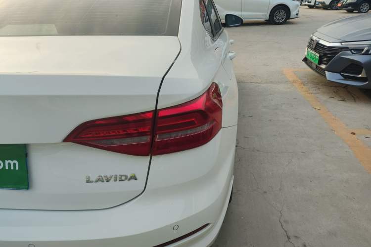 Used Volkswagen Lavida 2019 1.5L Automatic Vision Edition China VI Standard