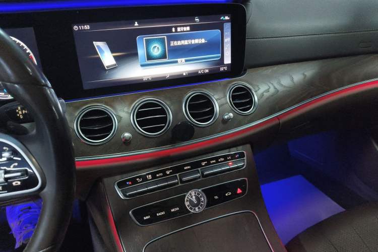 Used Mercedes-Benz E-Class 2019 E 260 L
