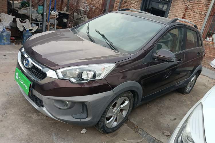 Used  Q25 2016 1.5L Manual Fun Edition
