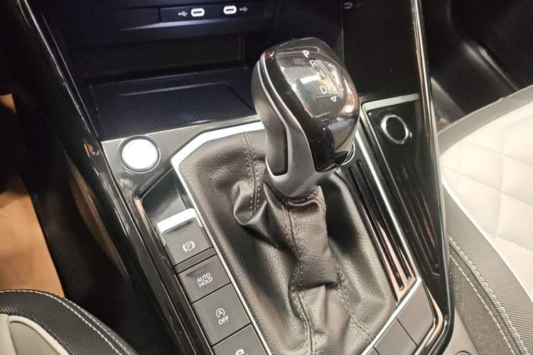 Used Volkswagen Tayron 2024 330TSI Two-Wheel Drive Luxury Plus Advanced Version