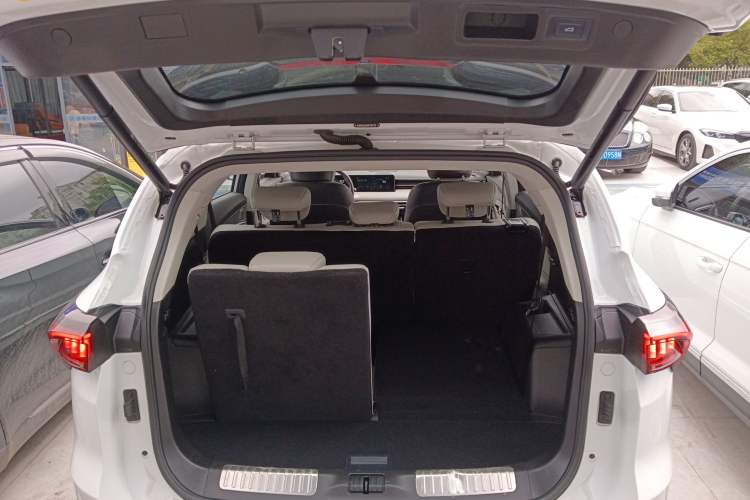 Used Jetour X70 2023 Zhuge 2.0T DCT Wolong 7-Seater
