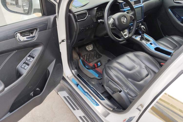 Used Dongfeng Fengon 580 2017 1.5T CVT Luxury Model
