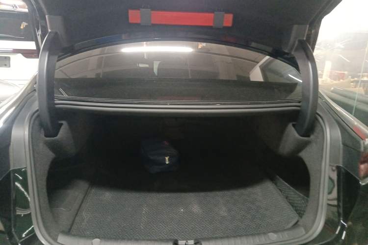 Used BYD Han 2023 DM-i Champion Edition 121KM Prestige Model
