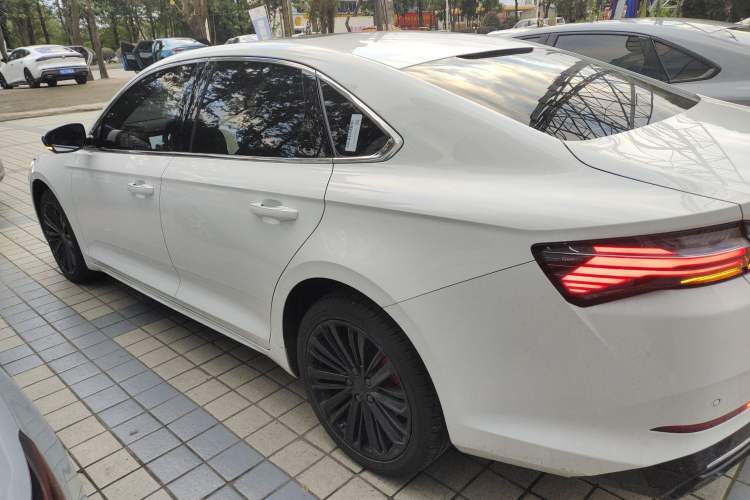 Used Geely Auto Preface 
