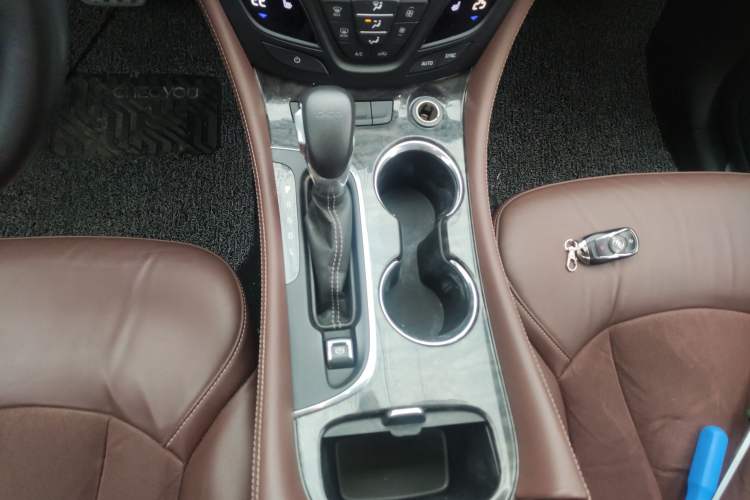 Used Buick Envision 2016 20T Two-Wheel-Drive Elite Model
