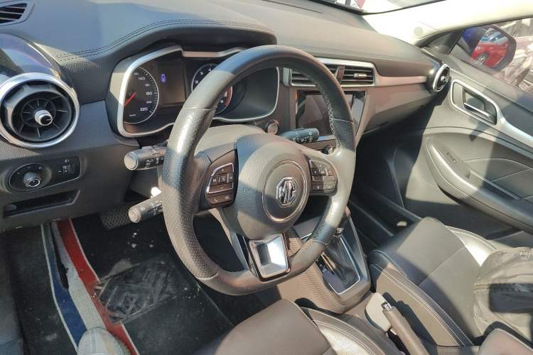 Used MG ZS 2018 1.5L Automatic Luxury Edition China V Standard
