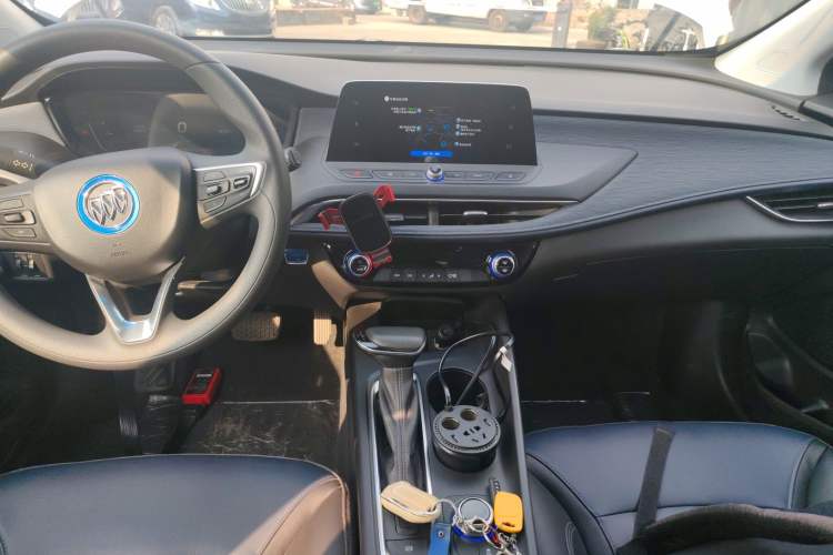 Used Buick Velite 6 2019 Connected Fashion Model
