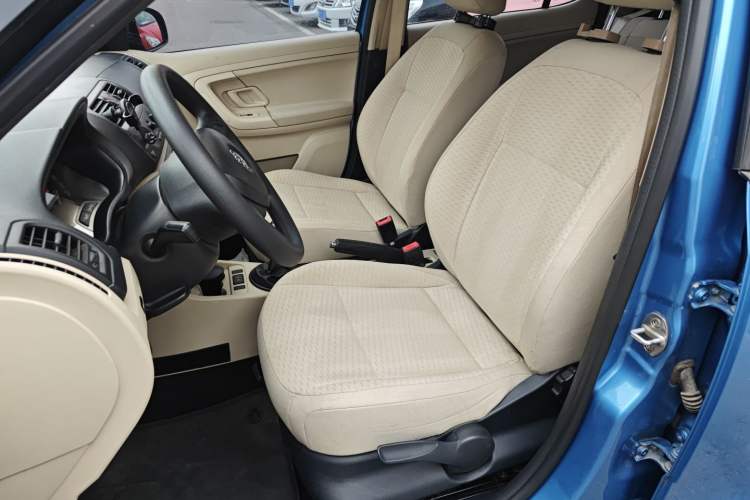 Used Skoda Fabia 2014 1.4L Manual Crystal Edition
