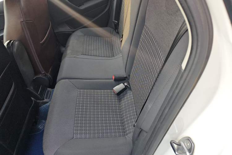 Used Volkswagen Polo 2014 1.6L Automatic Comfort Edition