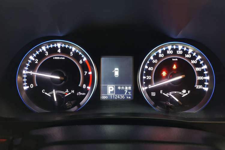 Used Toyota Highlander 2015 2.0T Four-Wheel Drive Luxury Navigation Version with 7 Seats
