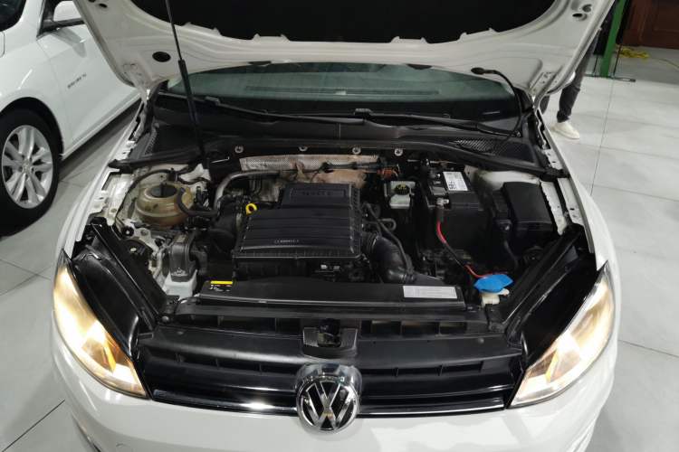 Used Volkswagen Golf 2014 1.6L Automatic Comfort Model
