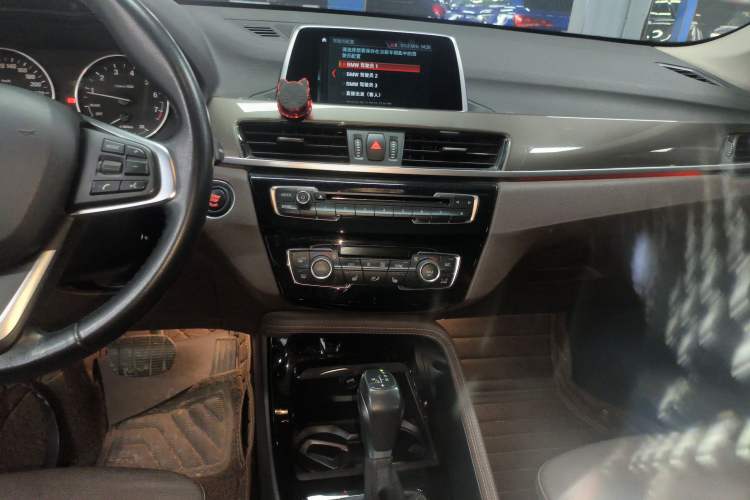 Used BMW X1 2018 xDrive20Li Luxury Edition
