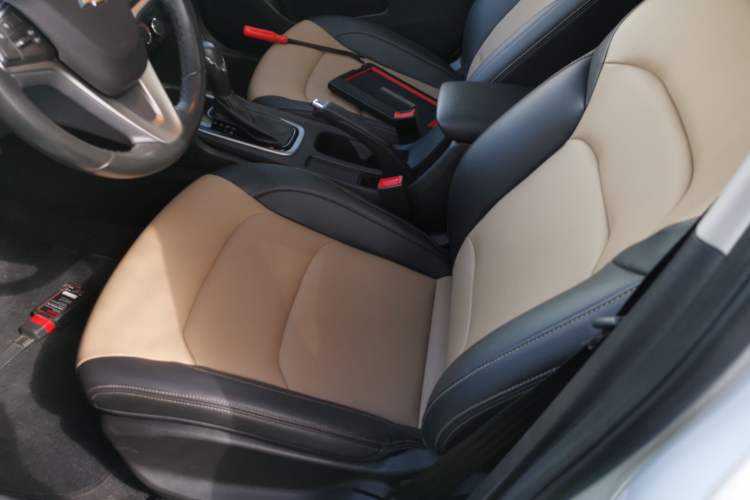 Used Chevrolet Monza 2022 320 Automatic Enjoyment Sunroof Version
