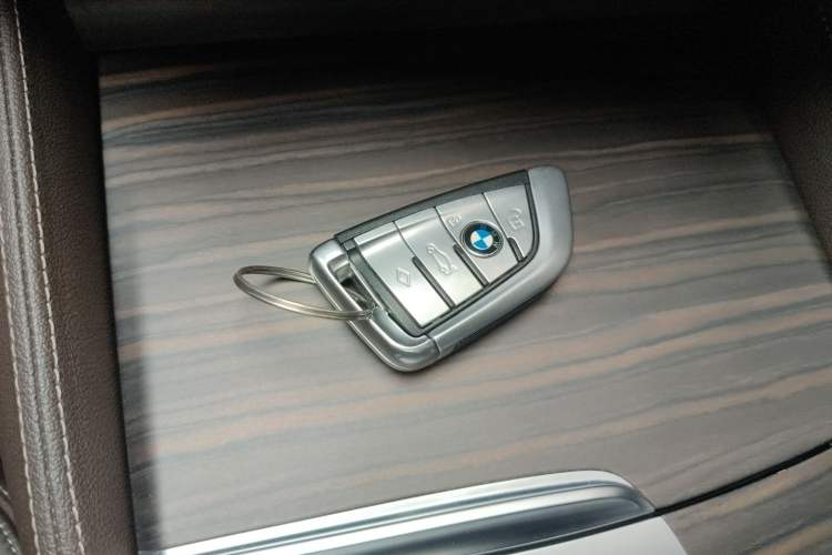 Used BMW 5 Series 2018 530Li Luxury Edition Premium Package
