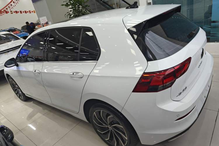 Used Volkswagen Golf 2023 Facelift 280TSI DSG Pro
