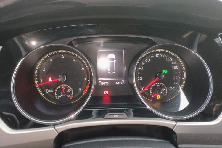 Used Volkswagen Touran 2021 Volkswagen Touran L 280TSI DSG Boundary Edition 7-Seater
