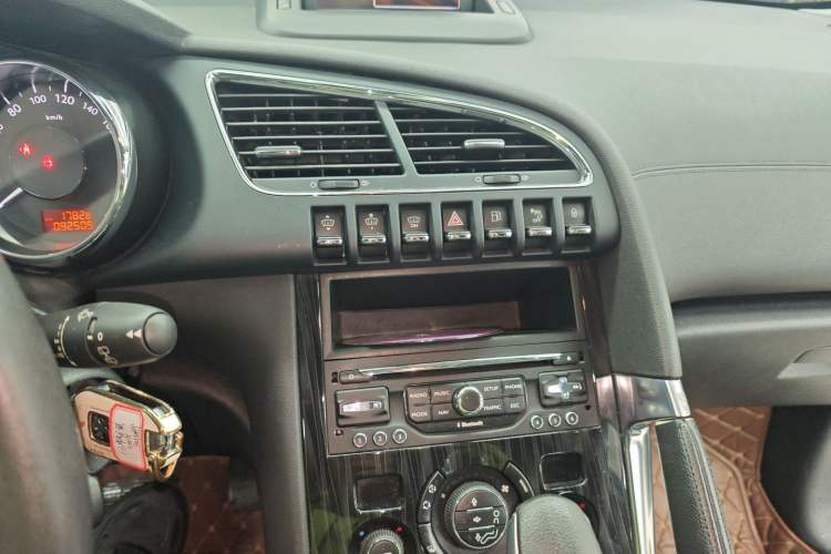 Used Peugeot 3008 2013 1.6THP Automatic Prestige Edition
