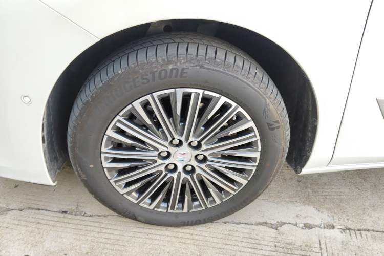 Used Buick GL8 New Energy 2024 Lu Zun Luxury Edition 6-Seater
