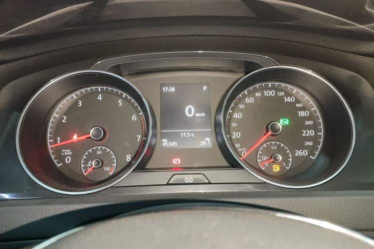 Used Volkswagen Golf 2017 230TSI Automatic Comfort Edition – Celebrating Milestone of One Million Units
