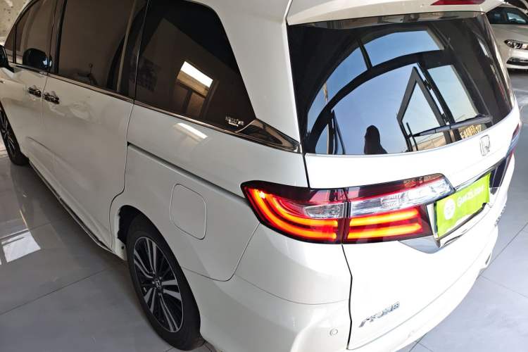 Used Honda Odyssey 2019 2.0L Rui·Zhi Zhen Edition