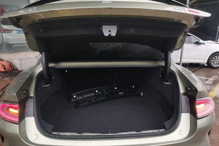 Used  SU7 2024 Four-Wheel Drive Ultra-Long Range Advanced Intelligent Driving Max Edition