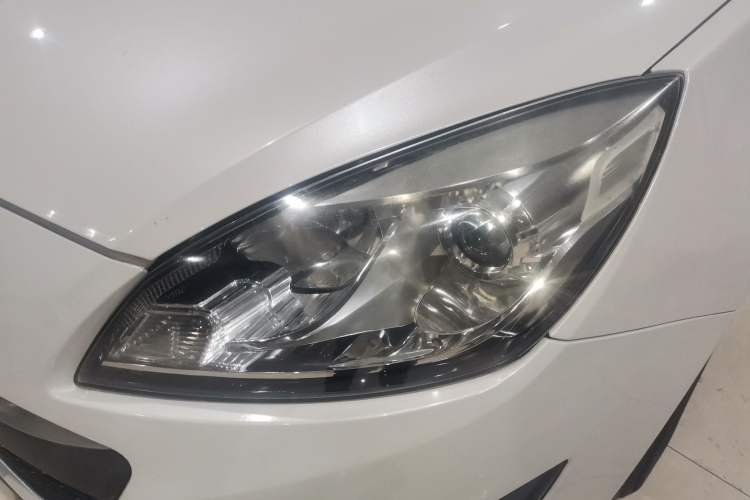 Used Changan Alsvin V5 2012 1.5L Manual Sport Version China IV Standard