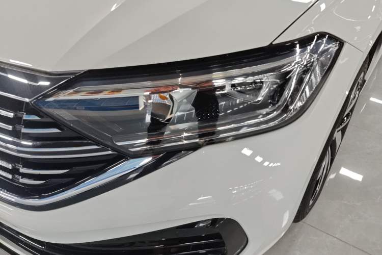 Used Volkswagen Sagitar 2023 300TSI DSG Excellence Edition
