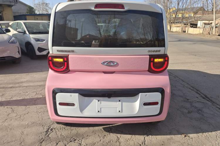 Used Chery QQ Ice Cream 2022 Taohuanxi Fragrant Peach Model
