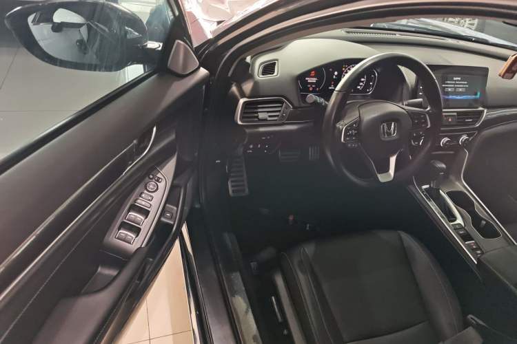 Used Honda Accord 2022 260TURBO Phantom Night · Prestige Edition