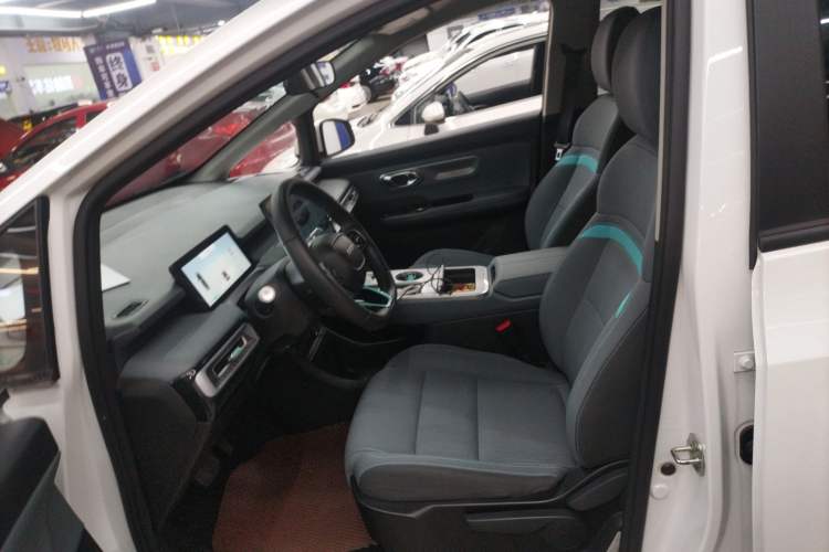 Used AION Y 2023 Plus 510 Enjoy Edition
