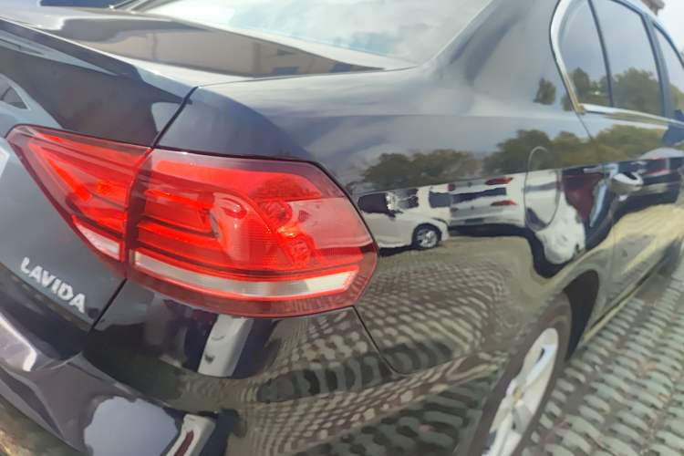 Used Volkswagen Lavida 2019 Lavida Start 1.5L Manual Fashion Edition China VI Standard