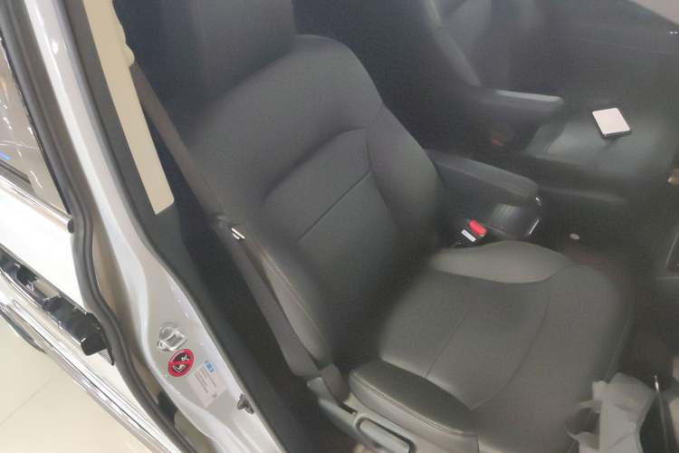 Used Honda Elysion 2024 2.0L eHEV Classic Edition