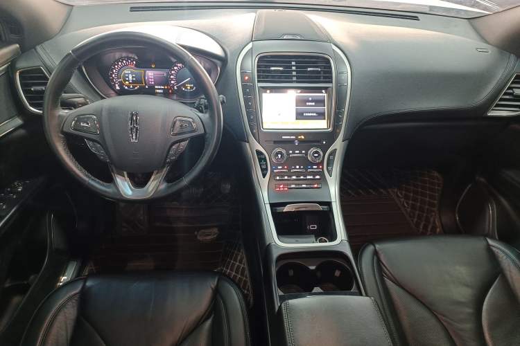 Used Lincoln MKX 2018 2.0T Two-Wheel Drive Deluxe Edition