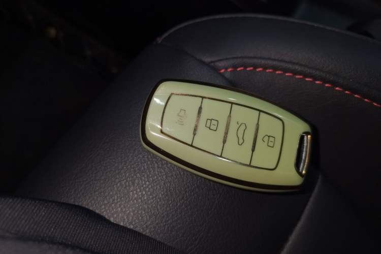 Used Haval M6 2019 1.5T DCT Two-Wheel Drive Elite Version China VI Standard
