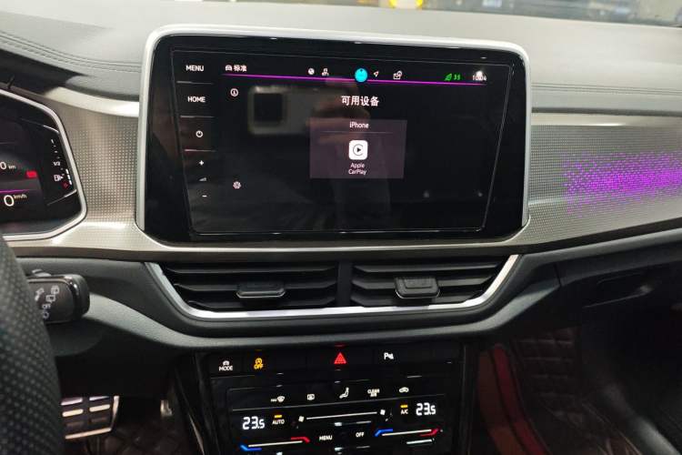 Used Volkswagen T-ROC 2023 300TSI DSG Two-Wheel-Drive Chen Guang Edition
