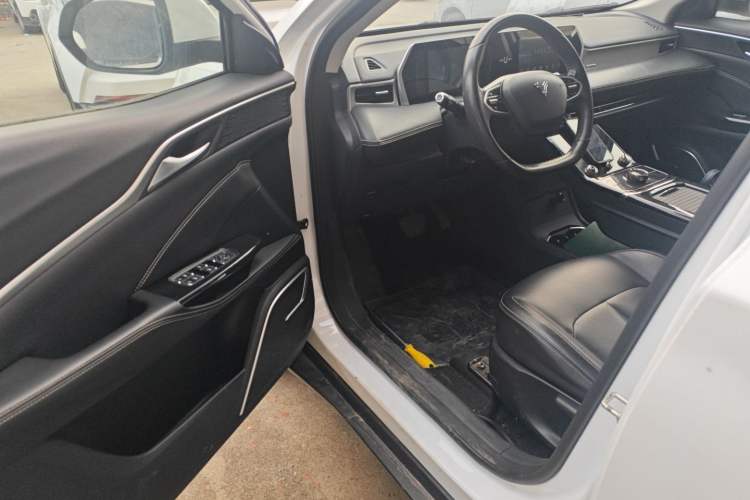 Used NETA U 2023 NETA U-Ⅱ 400 U Show Edition – Lithium Iron Phosphate
