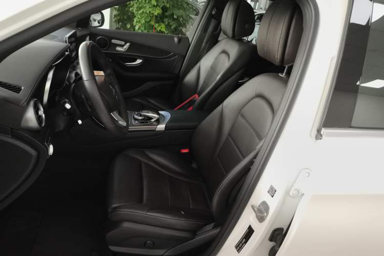 Used Mercedes-Benz GLC 2017 GLC 300 4MATIC Sport Edition