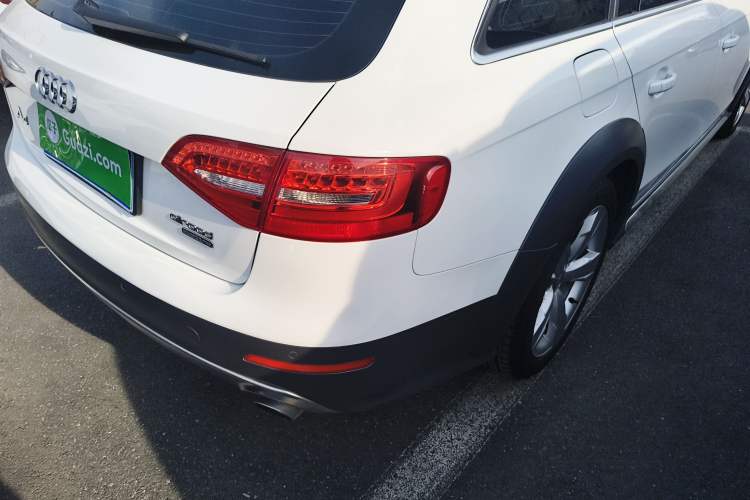 Used Audi A4 (Import) 2014 40 TFSI allroad quattro plus version
