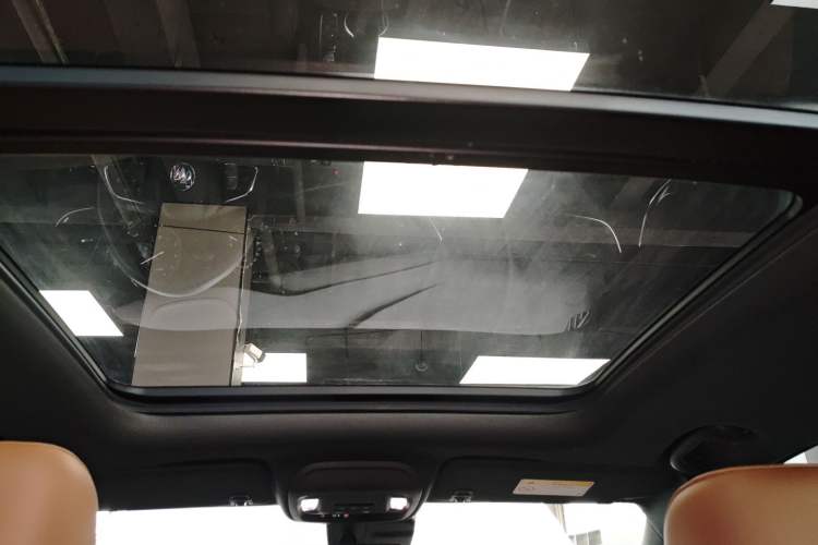 Used Buick Envision 2020 Encore S 652T Four-Wheel Drive Luxury Model