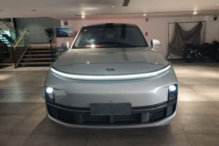 Used Li Auto L9 2022 Max model
