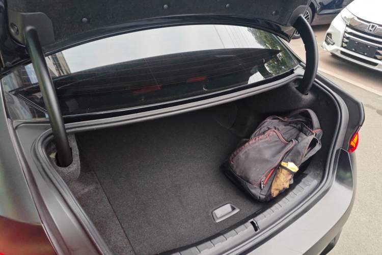 Used BMW i3 2022 eDrive 35 L
